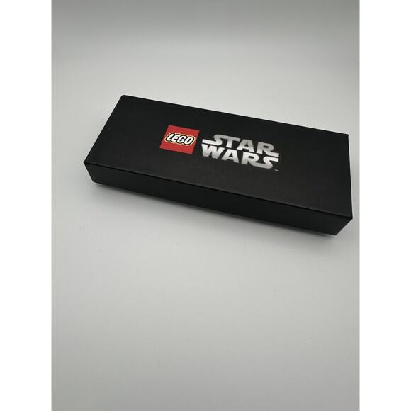 Lego Star Wars Mandalorian Beskar VIP Keychain 5007403 BRAND NEW - Picture 1 of 4